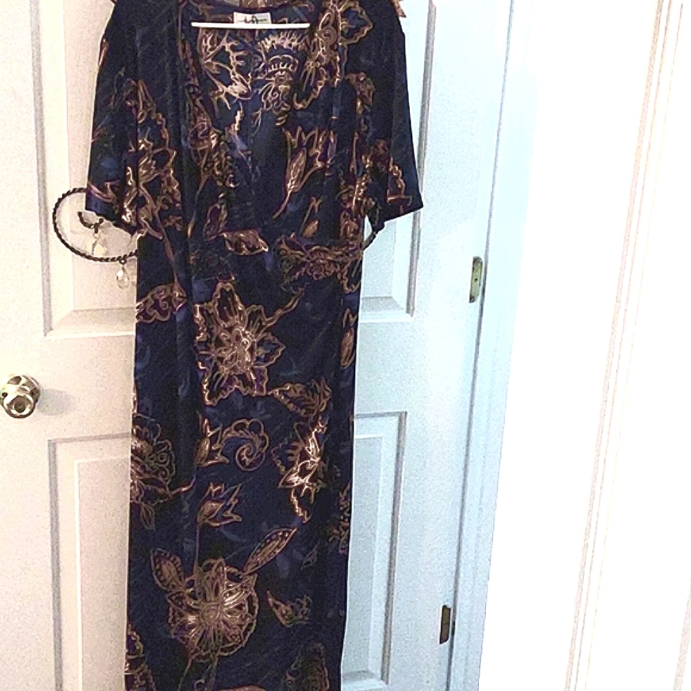 Long, Long Royal & Gold Flower Pattern~ Maxi